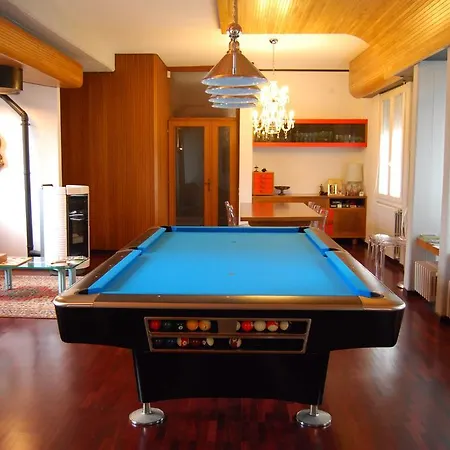 Fiore Bed and Breakfast Πέζαρο