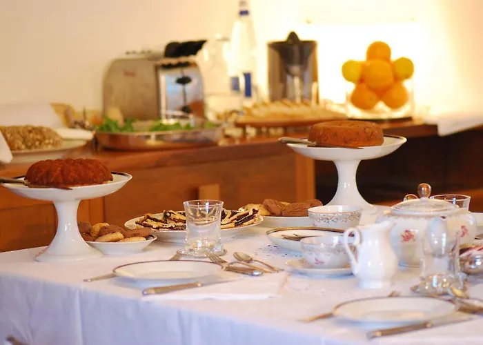 Bed and Breakfast Fiore Πέζαρο